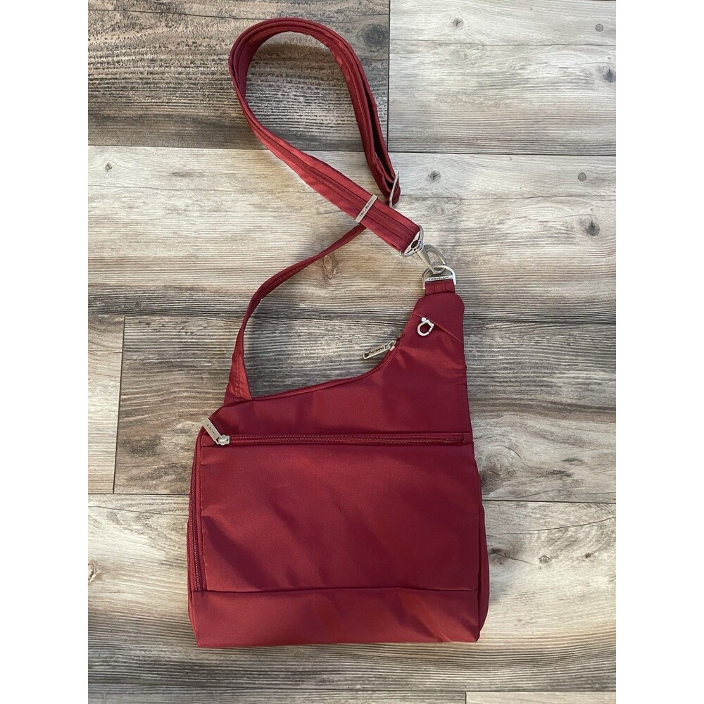 Travelon Anti-Theft Red Leather Crossbody Sling Bag Heritage Organizer Travel - Picture 5 of 10